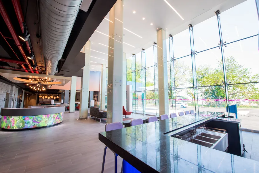 Aloft New York LaGuardia Airport hotel detail image 6