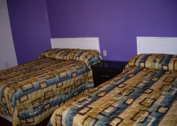 Relax Inn Motel hotel thumbnail 2