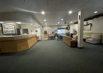 Super 8 by Wyndham Beresford hotel thumbnail 4