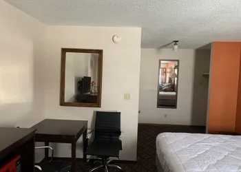 Ashland Motel hotel thumbnail 5