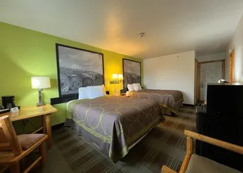 Super 8 by Wyndham Powell hotel thumbnail 8