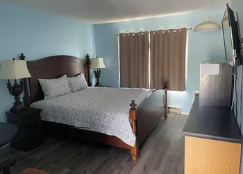 Y5 Motel hotel thumbnail 4