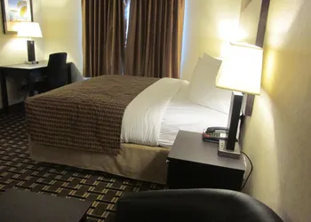 Sigma Inn & Suites Melville hotel thumbnail 8