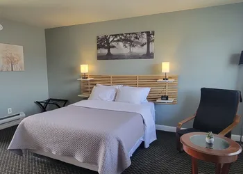 Lord Nelson Motel hotel thumbnail 2