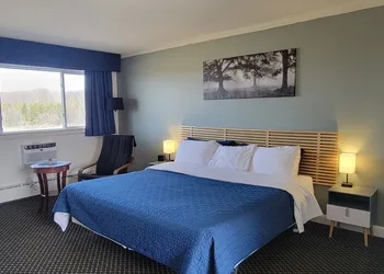 Lord Nelson Motel hotel thumbnail 3