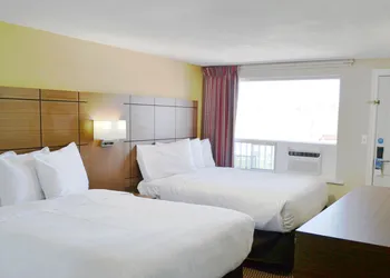 Motel 6 Campbellford, ON hotel thumbnail 5