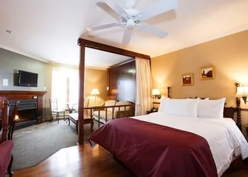 Relais St-Denis hotel thumbnail 2