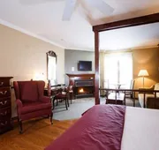 Relais St-Denis hotel detail image 5