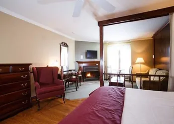 Relais St-Denis hotel thumbnail 5