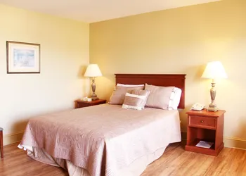 Silverwood Motel hotel thumbnail 3