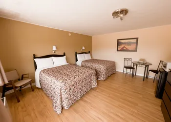 Silverwood Motel hotel thumbnail 5