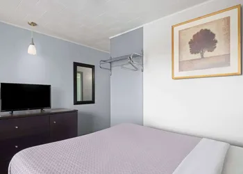 Travelodge by Wyndham Grand Falls hotel thumbnail 7