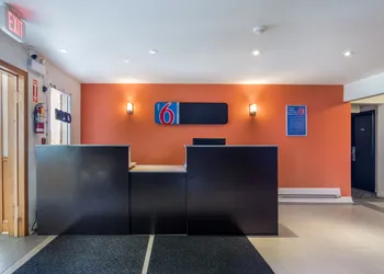 Motel 6 Sudbury, ON hotel thumbnail 3