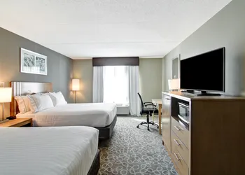 Holiday Inn Express & Suites Oshawa Downtown - Toronto Area by IHG hotel thumbnail 4