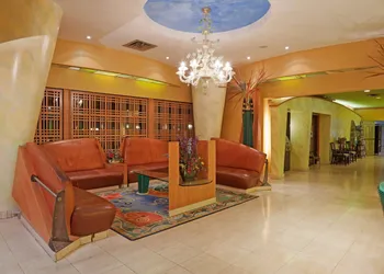 Holiday Inn Niagara Falls - By The Falls by IHG hotel thumbnail 5
