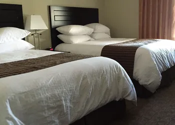 Econo Lodge hotel thumbnail 4
