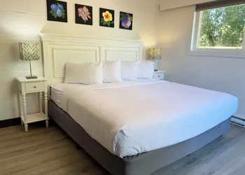 The Spot hotel thumbnail 8