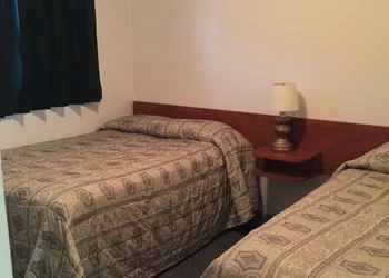 Evening Star Motel hotel thumbnail 4