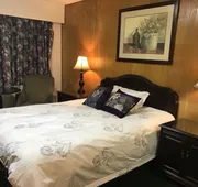 Inn Towne Motel hotel detail image 3
