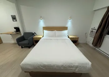 Inn Towne Motel hotel thumbnail 5