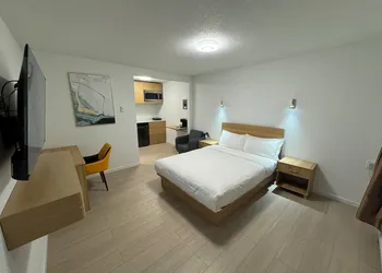 Inn Towne Motel hotel thumbnail 6