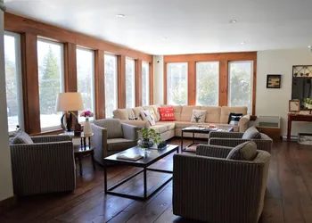 3 Pines Lodge Muskoka hotel thumbnail 4