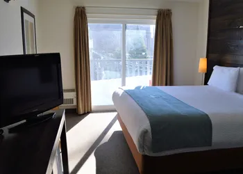 3 Pines Lodge Muskoka hotel thumbnail 7