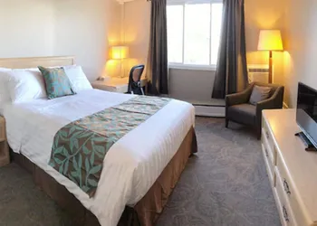 Seasons Inn Halifax hotel thumbnail 7