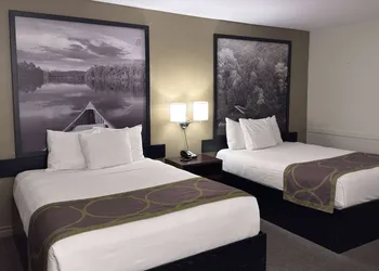 Super 8 by Wyndham Guelph hotel thumbnail 3