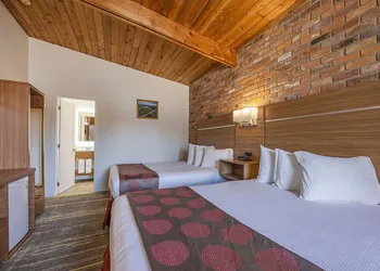 Ramada by Wyndham 1000 Islands/Gananoque hotel thumbnail 8