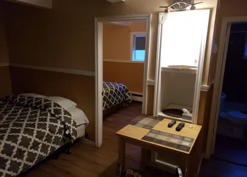 Caravan Motel hotel thumbnail 4