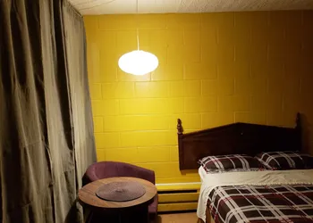 Caravan Motel hotel thumbnail 6