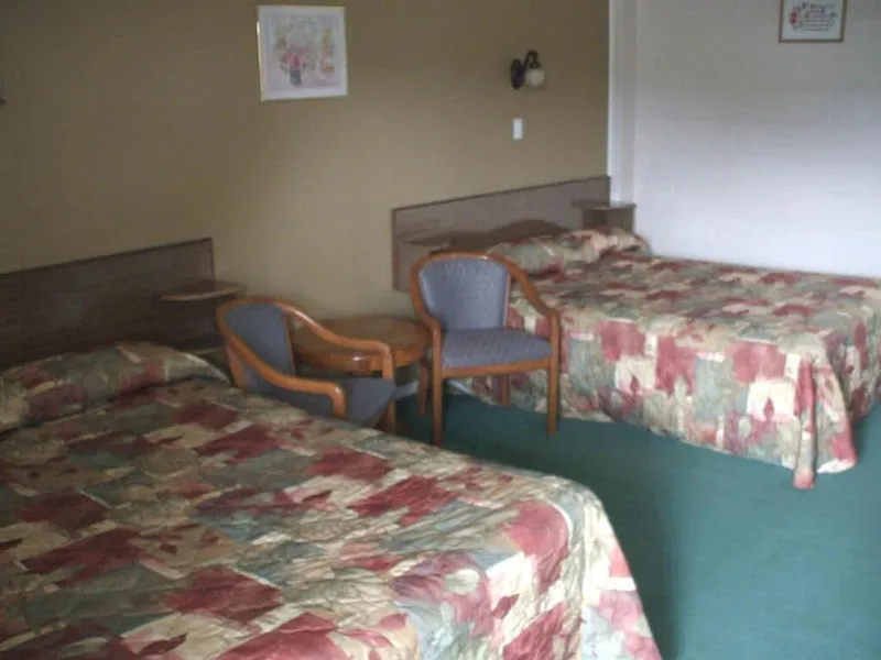 Travellers Motel hotel detail image 6