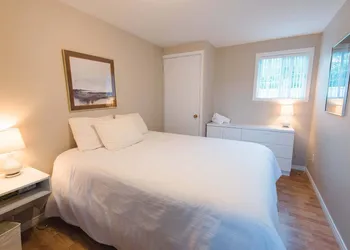 Auberge Le Parasol hotel thumbnail 5