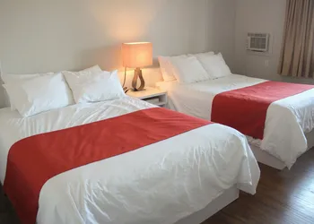 Auberge Le Parasol hotel thumbnail 8