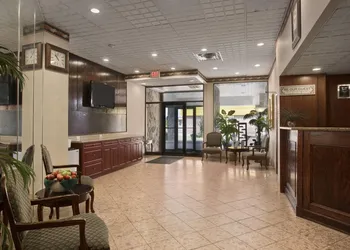 Travelodge by Wyndham Cambridge - Waterloo hotel thumbnail 2