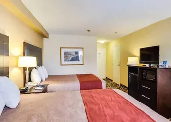 Travelodge by Wyndham Cambridge - Waterloo hotel thumbnail 7