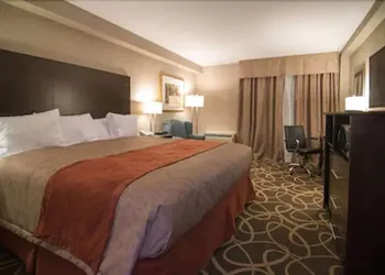 Travelodge by Wyndham Cambridge - Waterloo hotel thumbnail 8