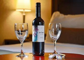 Best Western Plus Kamloops Hotel hotel thumbnail 4