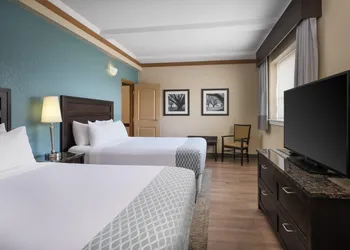 Best Western Plus Kamloops Hotel hotel thumbnail 5