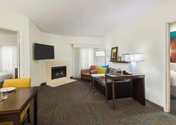 Residence Inn by Marriott Savannah Midtown hotel thumbnail 4
