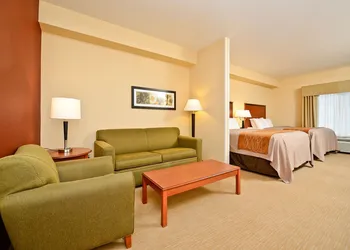 Comfort Inn & Suites Gateway to Glacier National Park hotel thumbnail 4