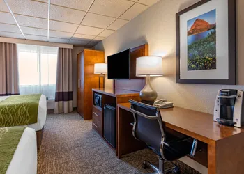 Comfort Inn & Suites Gateway to Glacier National Park hotel thumbnail 7