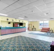OYO Hotel Oklahoma City South I-35 and SE 29th hotel detail image 4