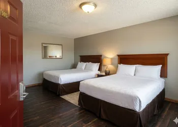 HiWay Inn Express Elk City Route 66 hotel thumbnail 8