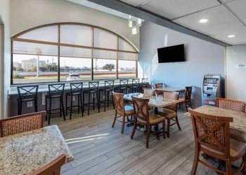 Baymont by Wyndham McAllen/Pharr hotel thumbnail 2