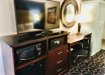Baymont by Wyndham McAllen/Pharr hotel thumbnail 8
