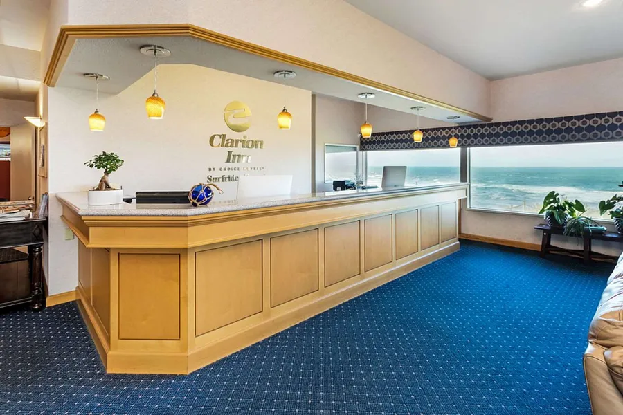 Clarion Inn Surfrider Resort hotel detail image 2