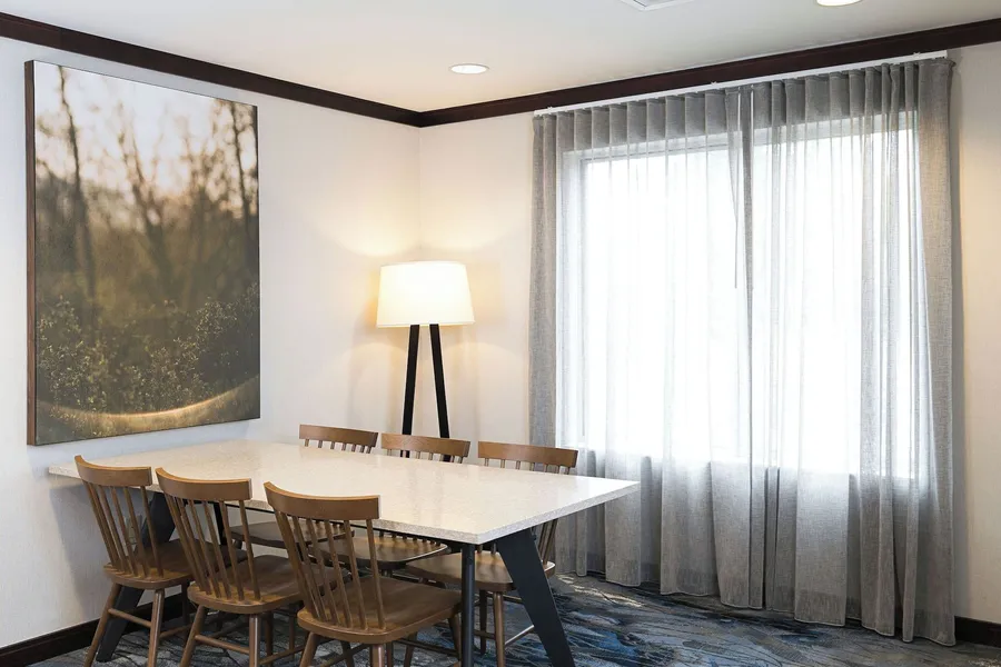 Fairfield Inn & Suites by Marriott Milwaukee Airport hotel detail image 2