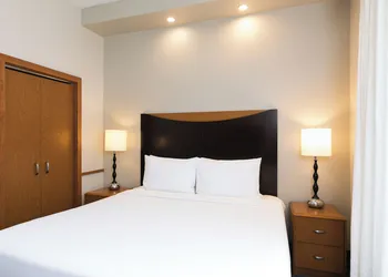 Fairfield Inn & Suites by Marriott Milwaukee Airport hotel thumbnail 8